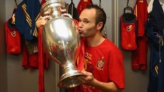 Iniesta sobre o triunfo da Espanha em 2012 perante a adversidade